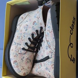 NEW Art Class Floral Combat Boots size 1
